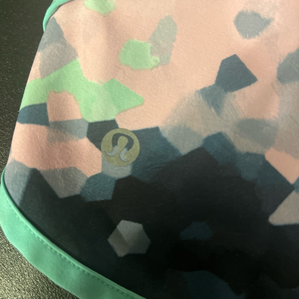 Lululemon Speed Short 4-way Stretch 2.5" Clouded Dreams Multi / Menthol 2 - Picture 5 of 5